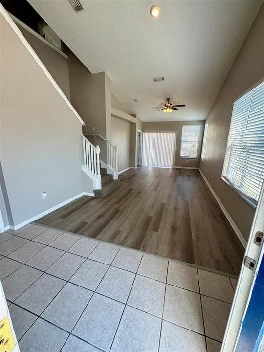 En Venta: $265,000 (3 camas, 2 baños, 1565 Pies cuadrados)