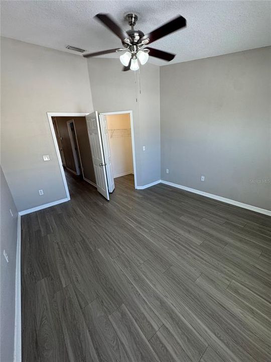 En Venta: $265,000 (3 camas, 2 baños, 1565 Pies cuadrados)