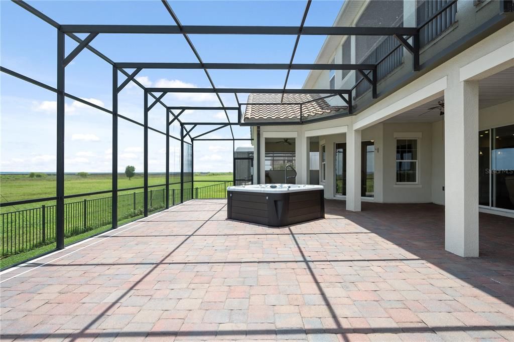 На продажу: $1,025,000 (5 спален, 5 ванн, 5412 Квадратных фут)