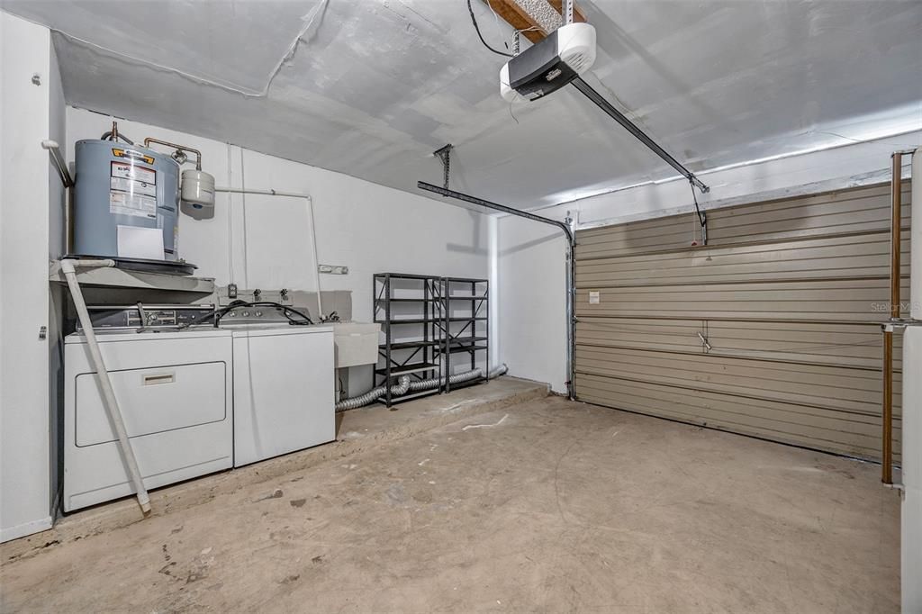 En Venta: $215,000 (2 camas, 2 baños, 1108 Pies cuadrados)