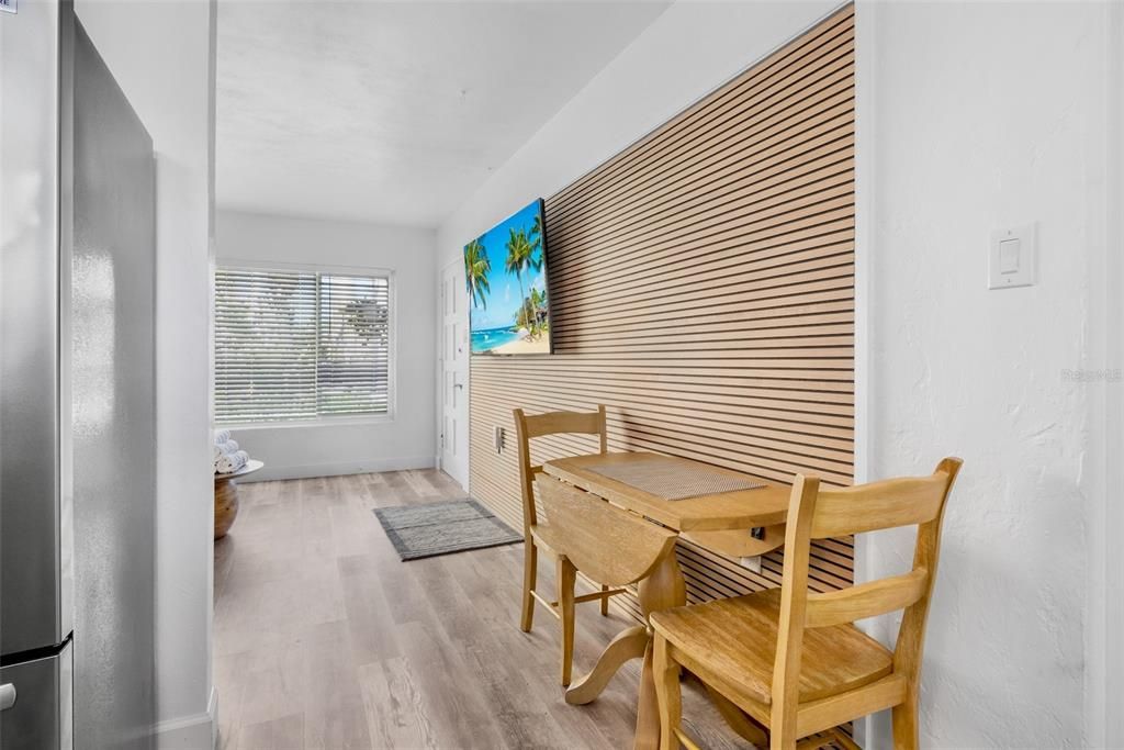 For Sale: $1,349,000 (4 beds, 2 baths, 1246 Square Feet)