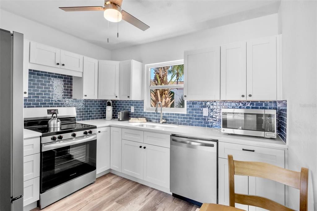 For Sale: $1,349,000 (4 beds, 2 baths, 1246 Square Feet)