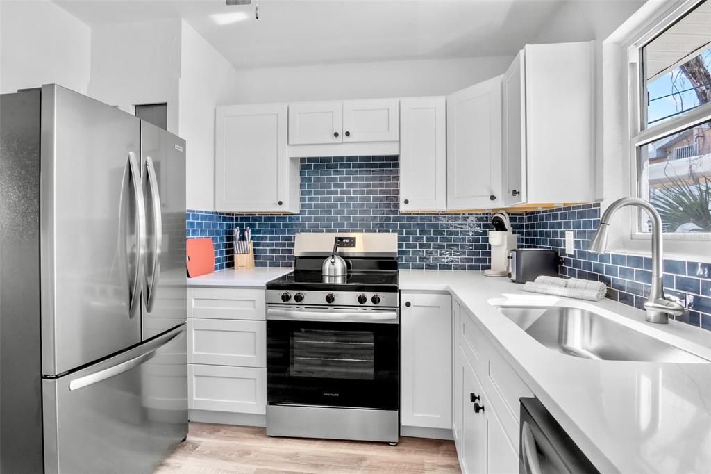 For Sale: $1,349,000 (4 beds, 2 baths, 1246 Square Feet)