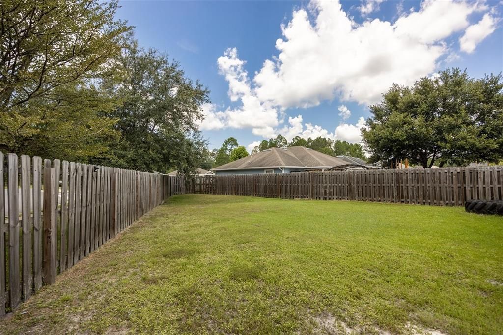 For Rent: $2,250 (3 beds, 2 baths, 1261 Square Feet)