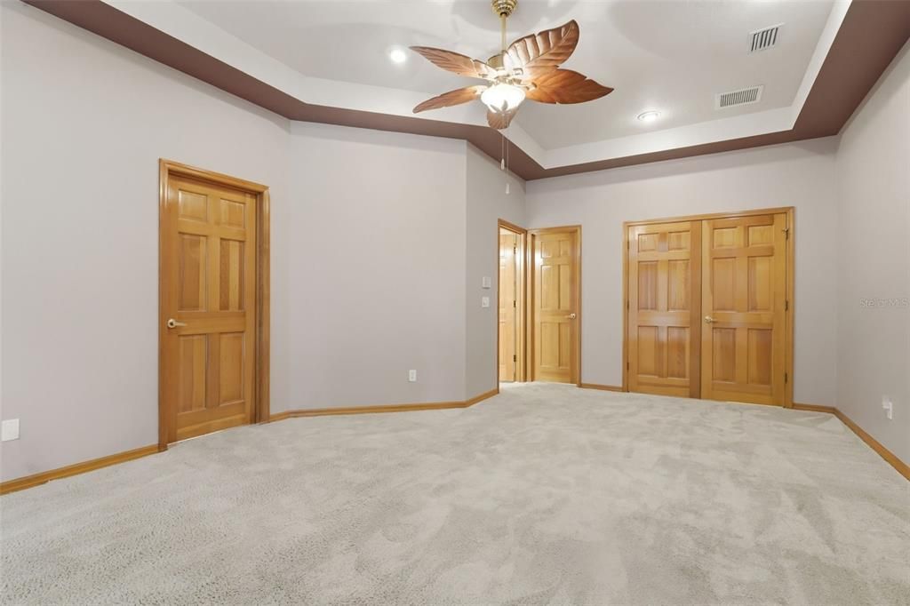 На продажу: $550,000 (4 спален, 3 ванн, 2578 Квадратных фут)