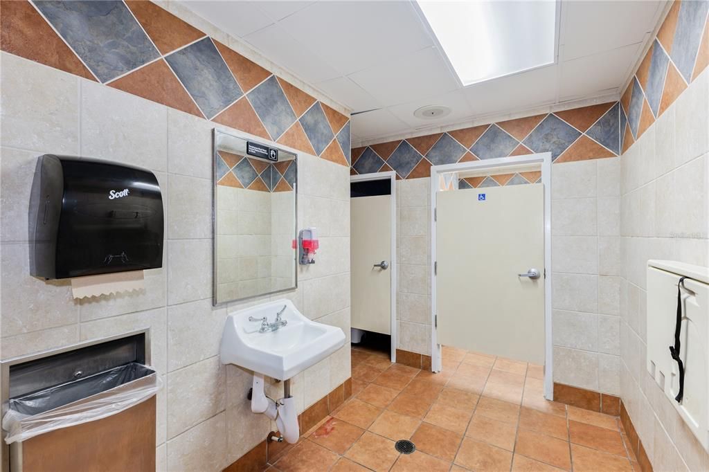 For Sale: $2,750,000 (0 beds, 0 baths, 4055 Square Feet)