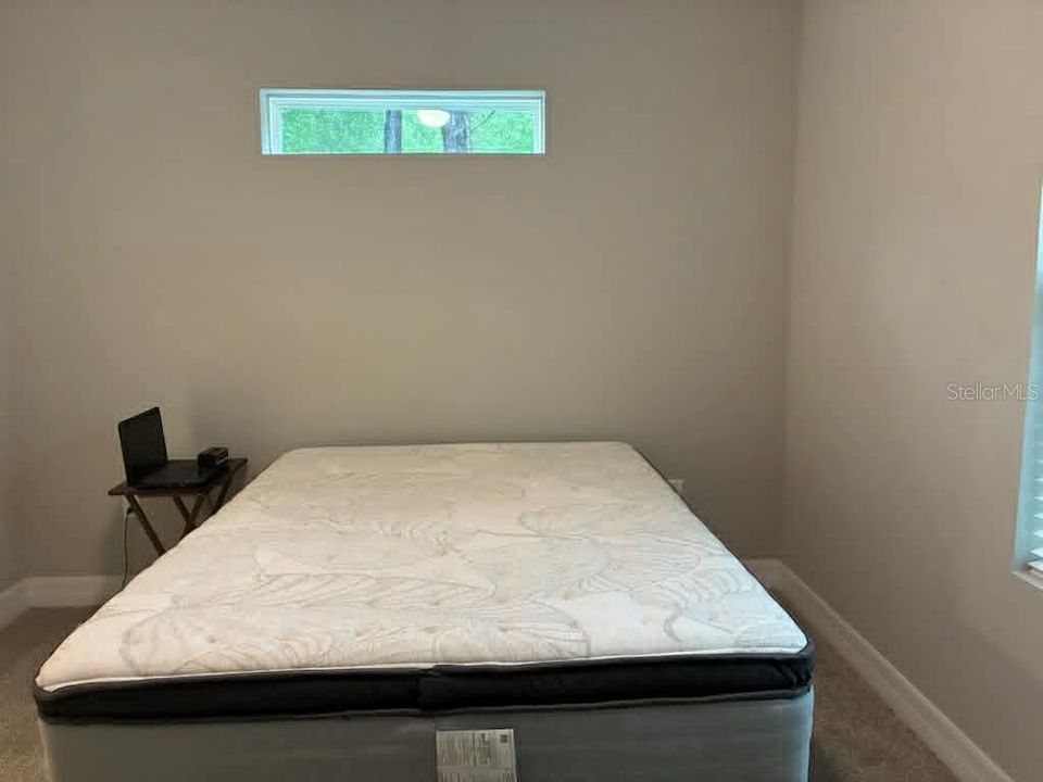 En Venta: $257,900 (4 camas, 2 baños, 1478 Pies cuadrados)