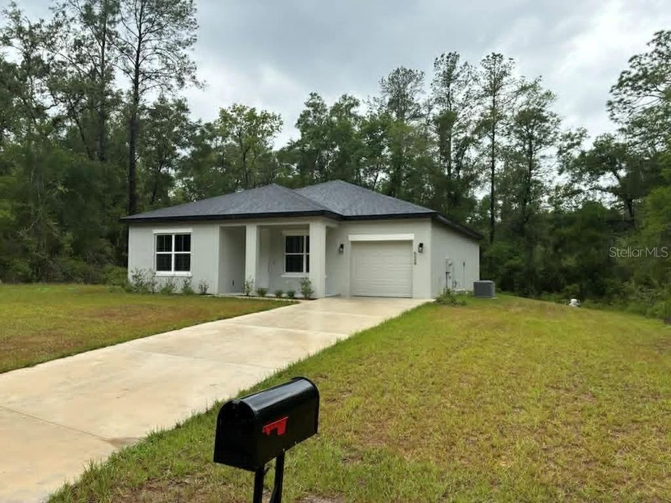 En Venta: $257,900 (4 camas, 2 baños, 1478 Pies cuadrados)