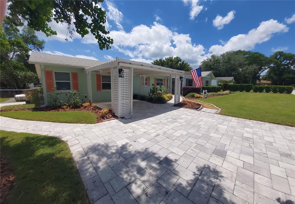 En Venta: $399,999 (4 camas, 2 baños, 1456 Pies cuadrados)