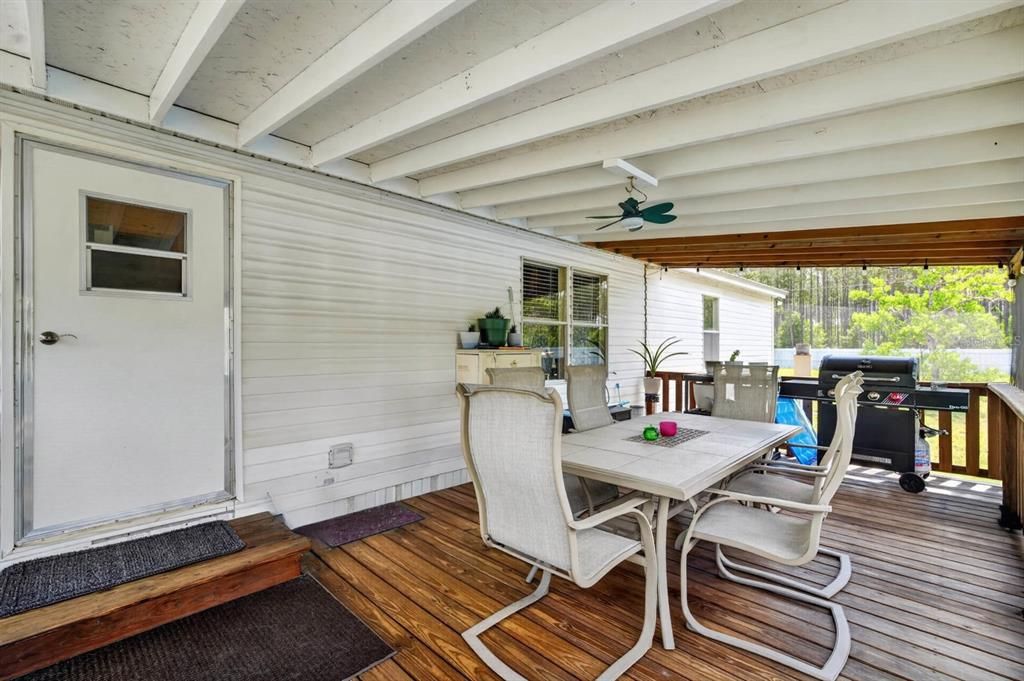 For Sale: $260,000 (4 beds, 2 baths, 1890 Square Feet)