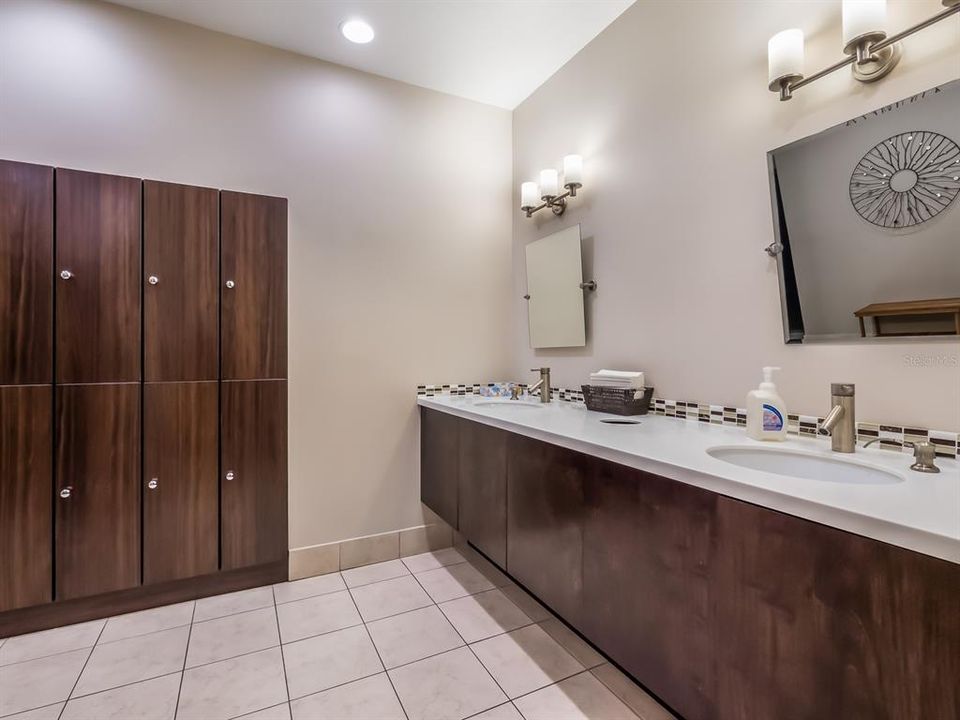 En Venta: $1,300,000 (2 camas, 2 baños, 1672 Pies cuadrados)