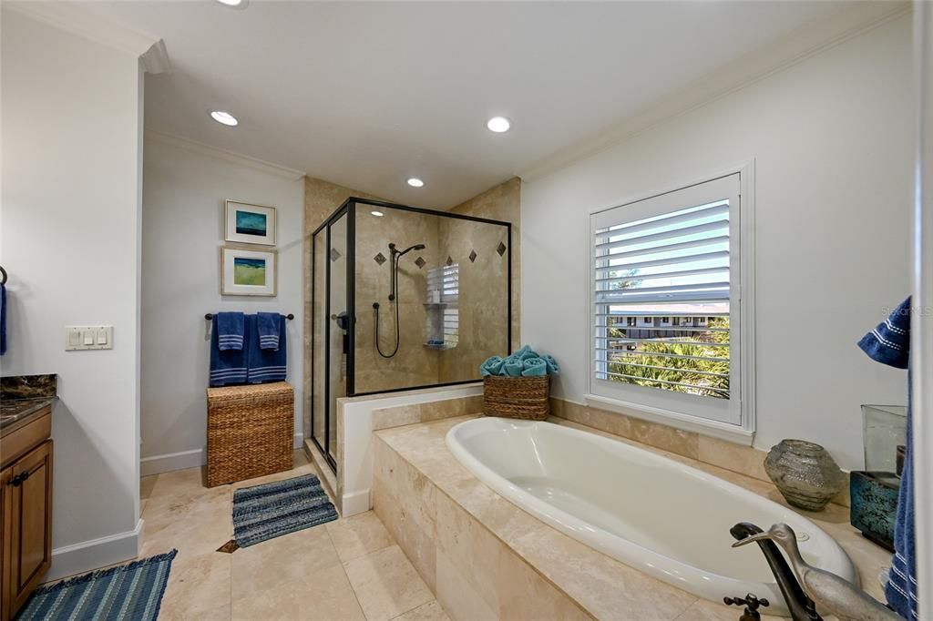For Sale: $2,695,000 (4 beds, 3 baths, 2678 Square Feet)