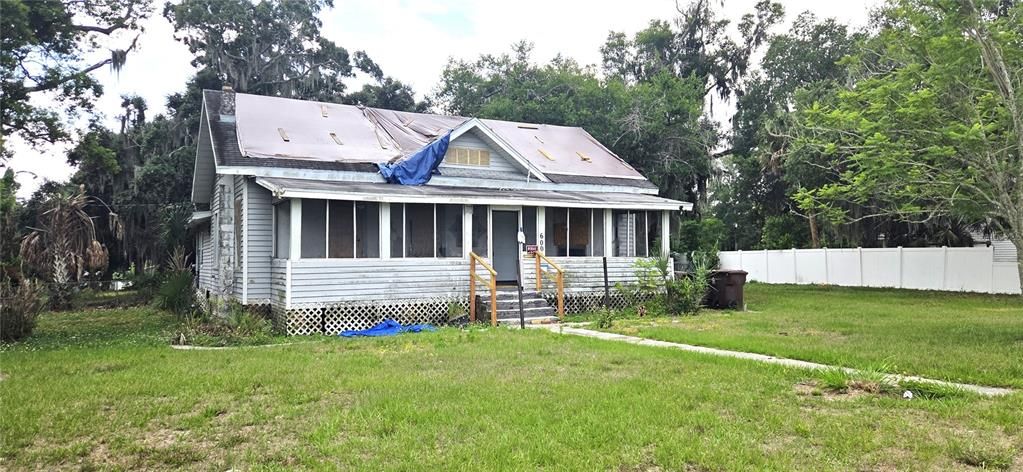 Activo con contrato: $88,000 (3 camas, 2 baños, 1916 Pies cuadrados)