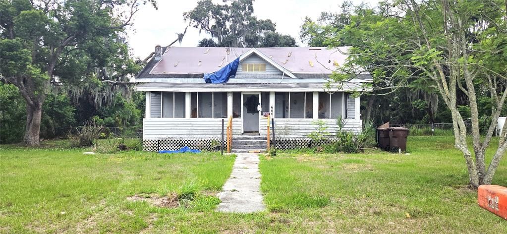 Activo con contrato: $88,000 (3 camas, 2 baños, 1916 Pies cuadrados)