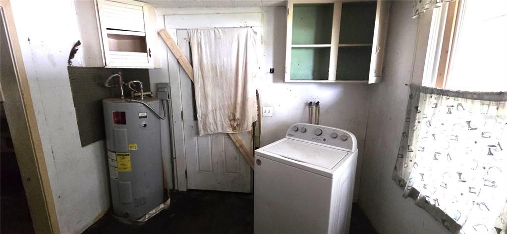 Activo con contrato: $88,000 (3 camas, 2 baños, 1916 Pies cuadrados)