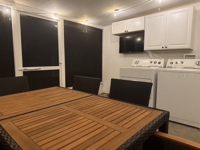 Active With Contract: $2,000 (3 beds, 2 baths, 980 Square Feet)