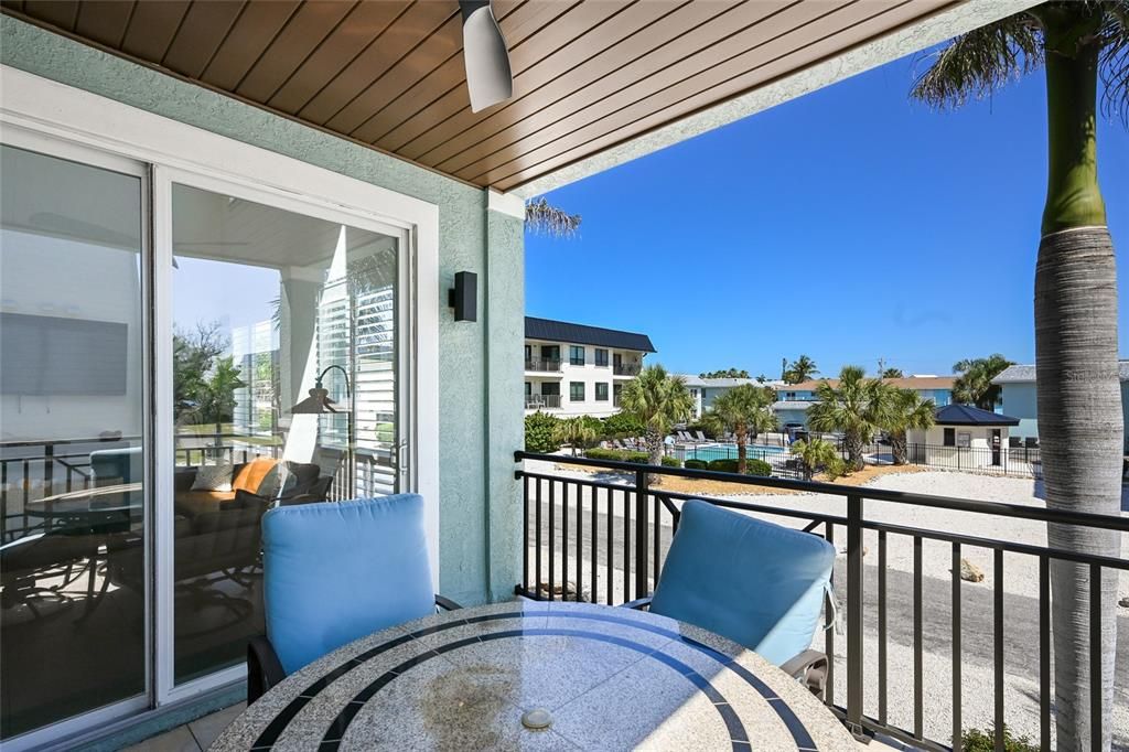 For Sale: $2,695,000 (4 beds, 3 baths, 2678 Square Feet)