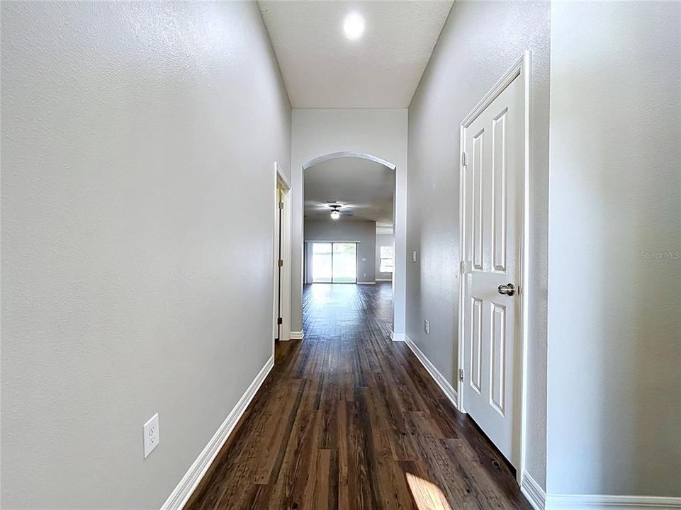 For Sale: $359,000 (4 beds, 2 baths, 2091 Square Feet)