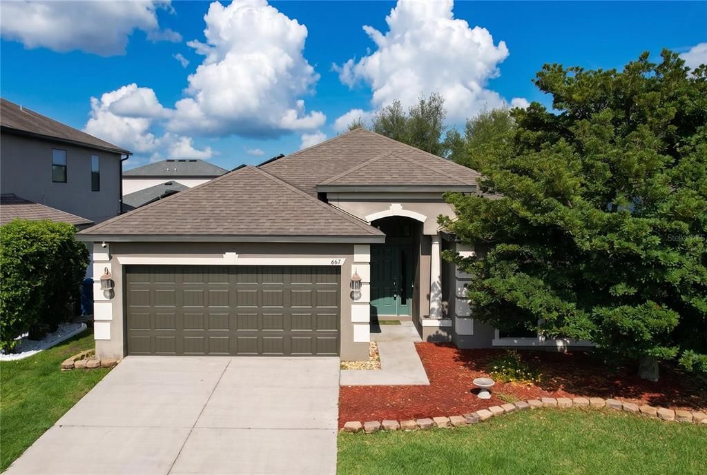 For Sale: $359,000 (4 beds, 2 baths, 2091 Square Feet)