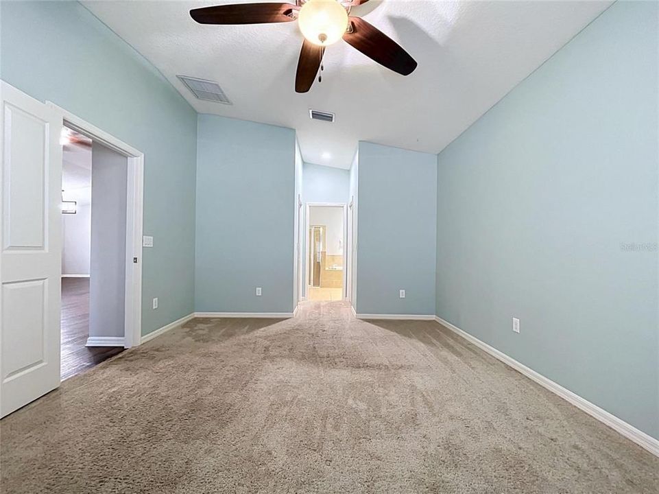 For Sale: $359,000 (4 beds, 2 baths, 2091 Square Feet)