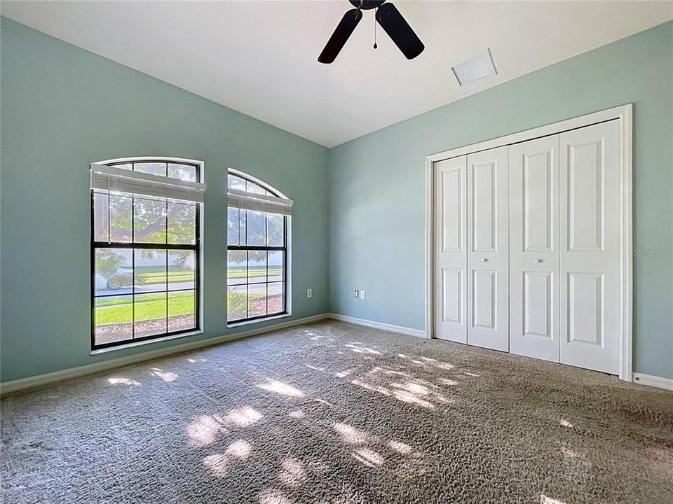 For Sale: $359,000 (4 beds, 2 baths, 2091 Square Feet)