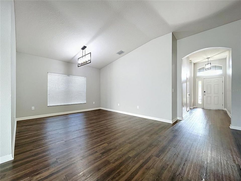 For Sale: $359,000 (4 beds, 2 baths, 2091 Square Feet)