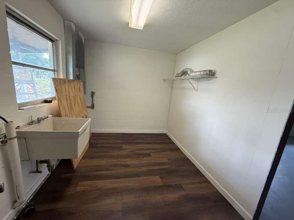 For Rent: $1,850 (2 beds, 2 baths, 1101 Square Feet)