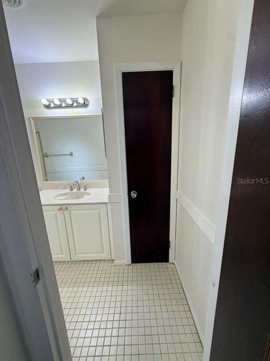 For Rent: $1,850 (2 beds, 2 baths, 1101 Square Feet)