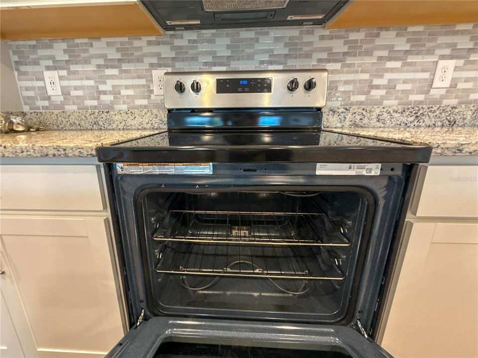 For Sale: $95,000 (3 beds, 2 baths, 1143 Square Feet)