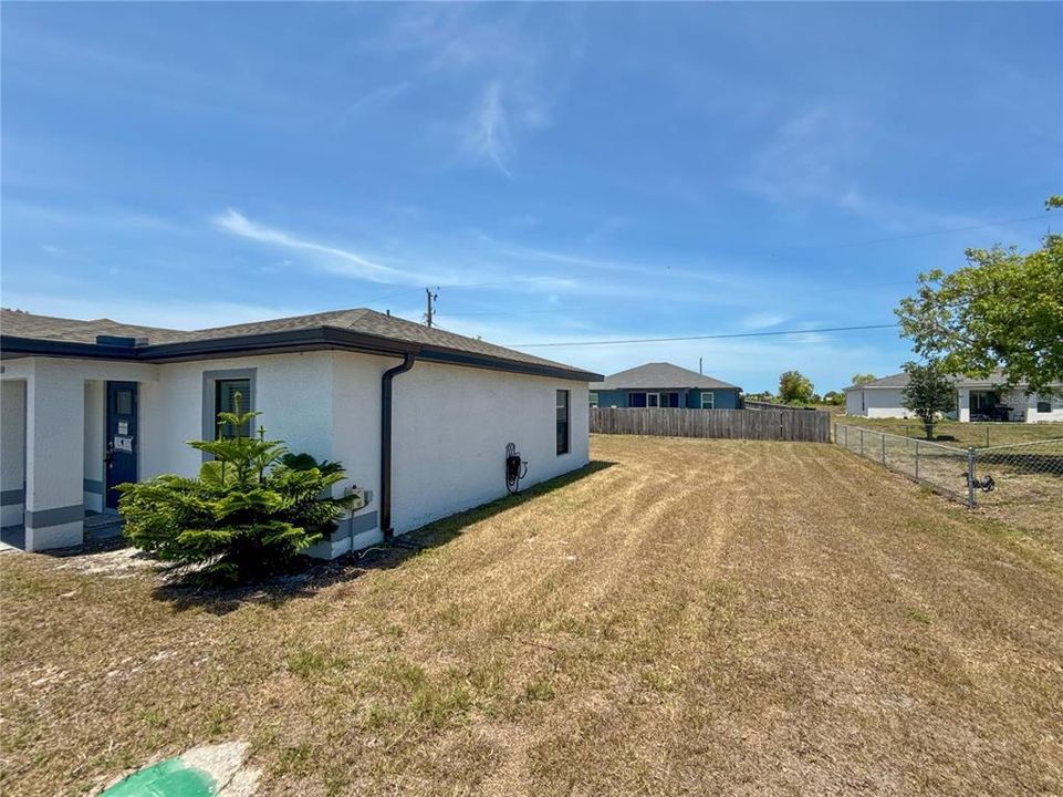 For Sale: $95,000 (3 beds, 2 baths, 1143 Square Feet)