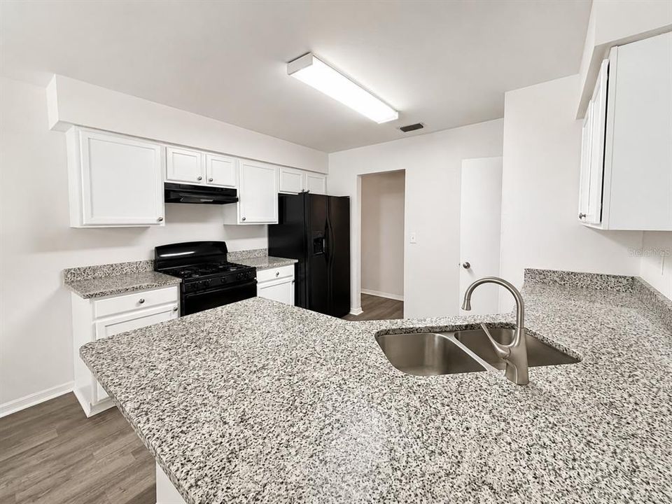 For Sale: $399,000 (4 beds, 3 baths, 1471 Square Feet)