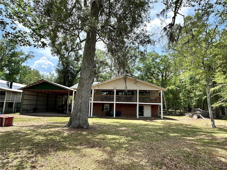 For Sale: $875,000 (2 beds, 1 baths, 1296 Square Feet)