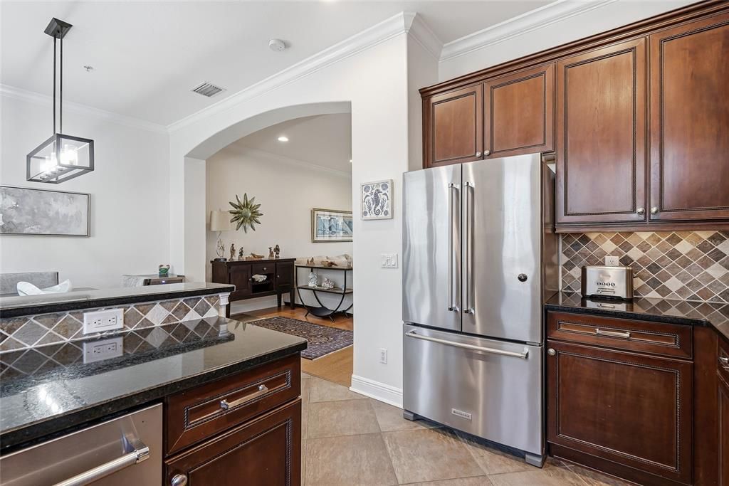 For Sale: $699,000 (3 beds, 2 baths, 1884 Square Feet)