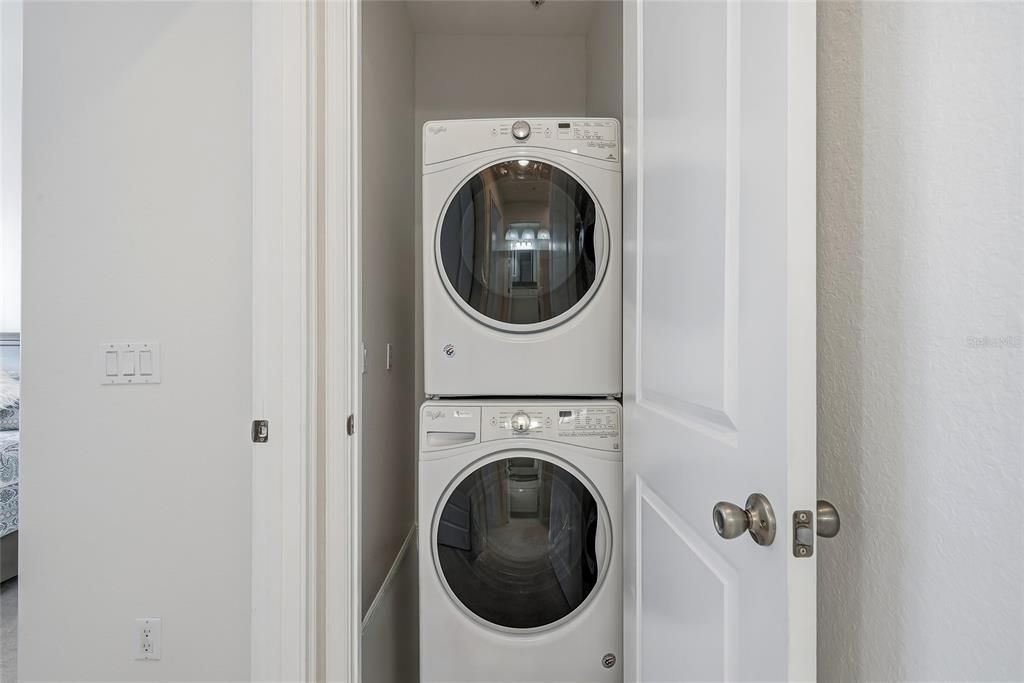 For Sale: $699,000 (3 beds, 2 baths, 1884 Square Feet)