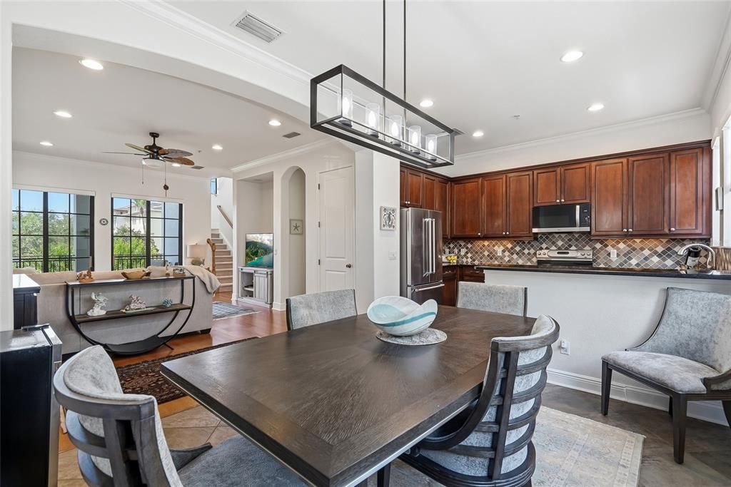 For Sale: $699,000 (3 beds, 2 baths, 1884 Square Feet)