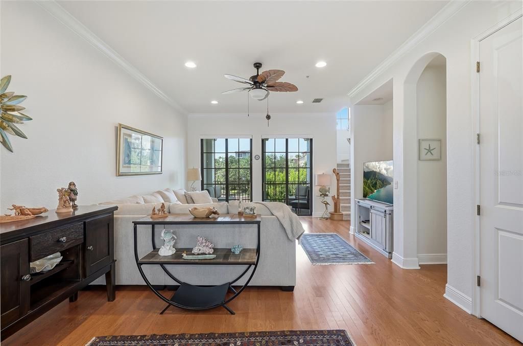 For Sale: $699,000 (3 beds, 2 baths, 1884 Square Feet)