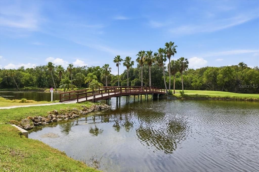 For Sale: $156,000 (1 beds, 1 baths, 810 Square Feet)