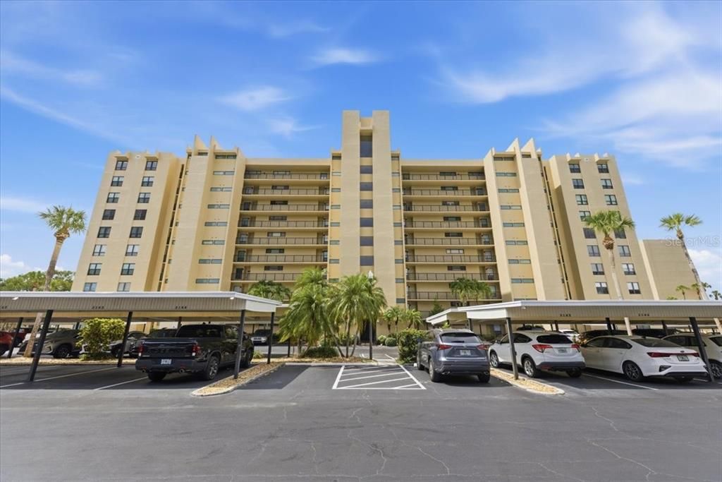 For Sale: $156,000 (1 beds, 1 baths, 810 Square Feet)