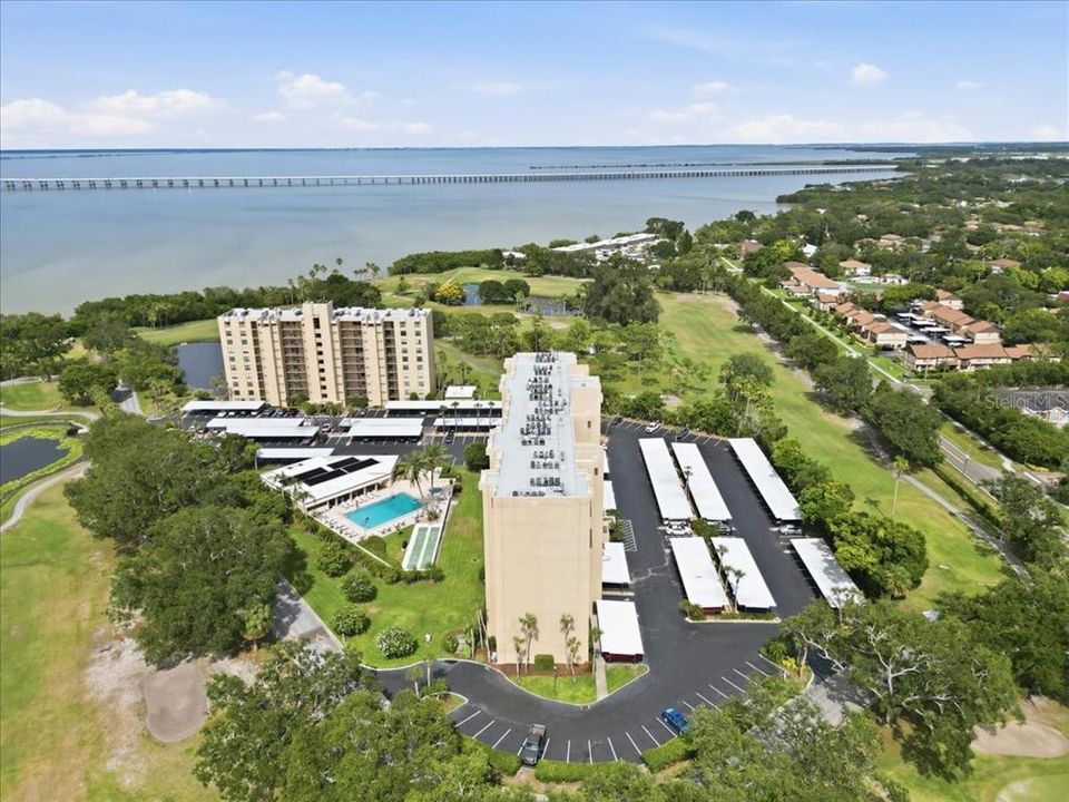 For Sale: $156,000 (1 beds, 1 baths, 810 Square Feet)