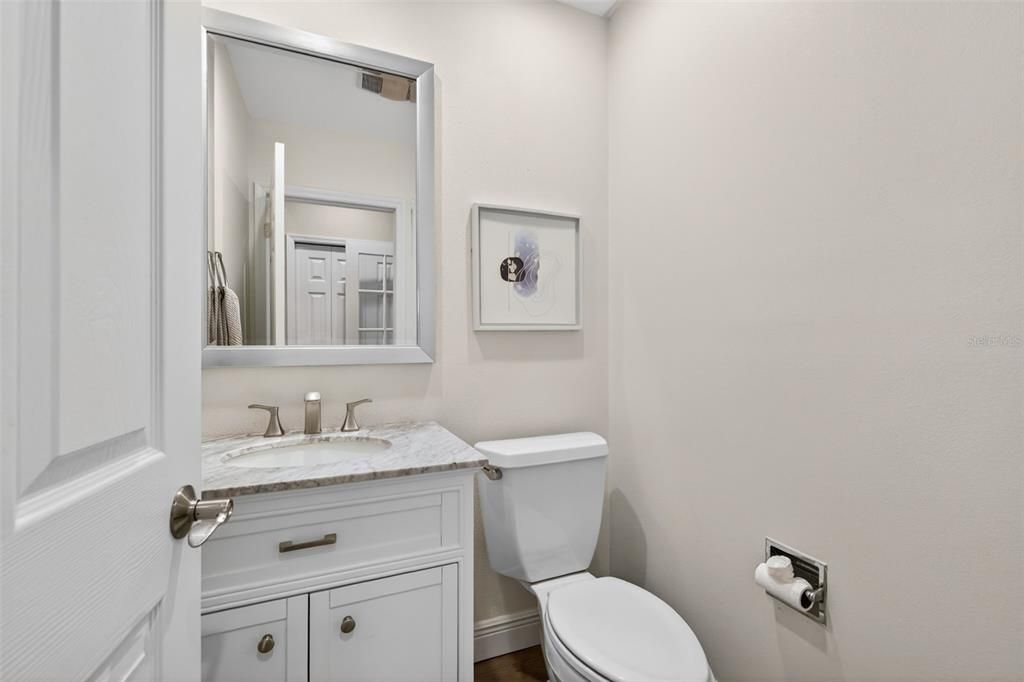 Activo con contrato: $995,000 (4 camas, 3 baños, 3144 Pies cuadrados)