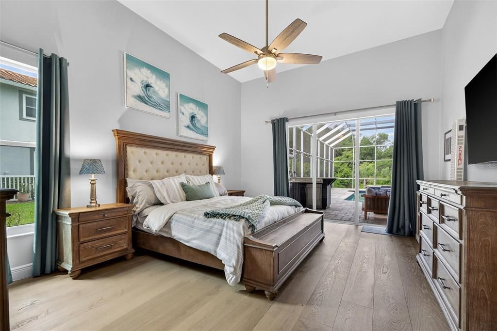Activo con contrato: $995,000 (4 camas, 3 baños, 3144 Pies cuadrados)