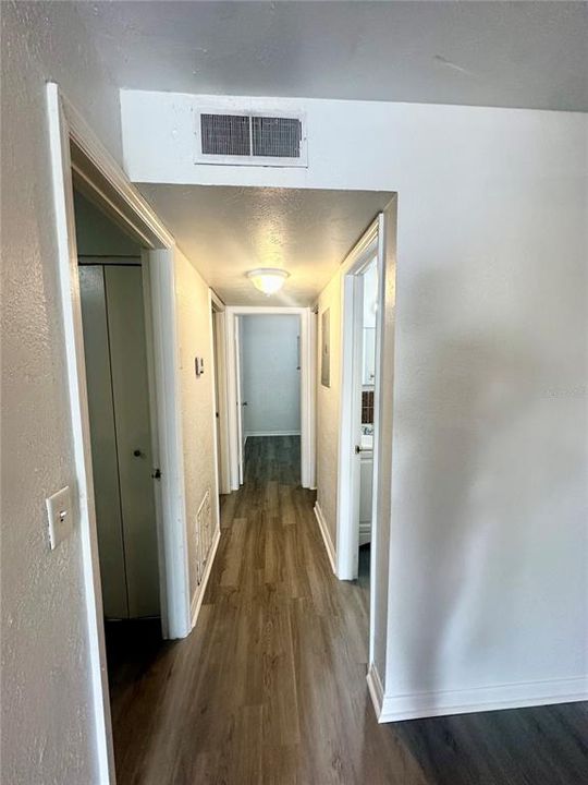 В аренду: $1,925 (3 спален, 1 ванн, 792 Квадратных фут)