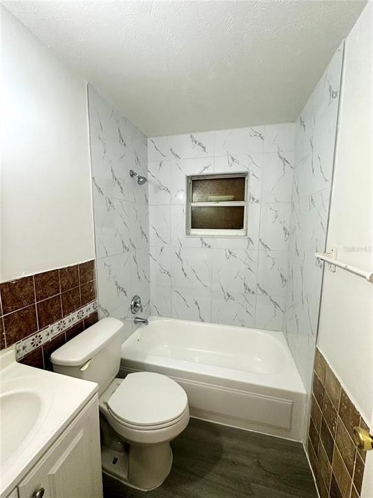 В аренду: $1,925 (3 спален, 1 ванн, 792 Квадратных фут)