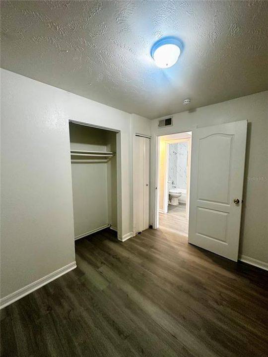 В аренду: $1,925 (3 спален, 1 ванн, 792 Квадратных фут)