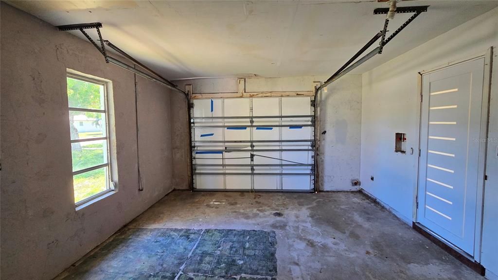 For Sale: $450,000 (2 beds, 2 baths, 1230 Square Feet)