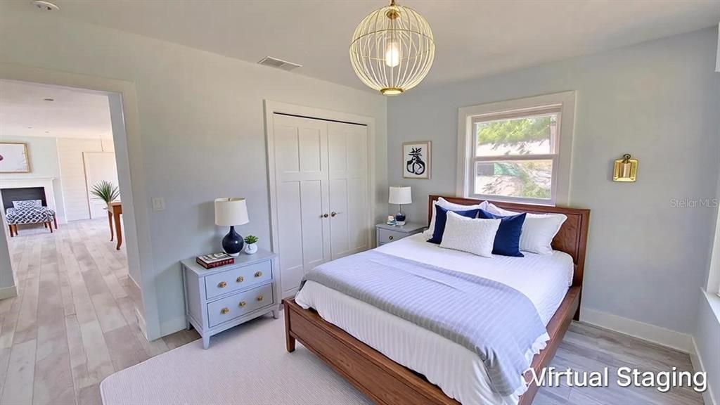For Sale: $450,000 (2 beds, 2 baths, 1230 Square Feet)