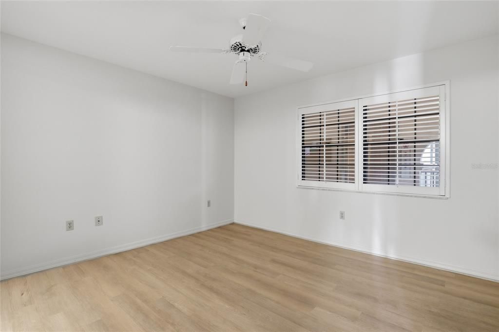 En Venta: $159,000 (2 camas, 2 baños, 1405 Pies cuadrados)