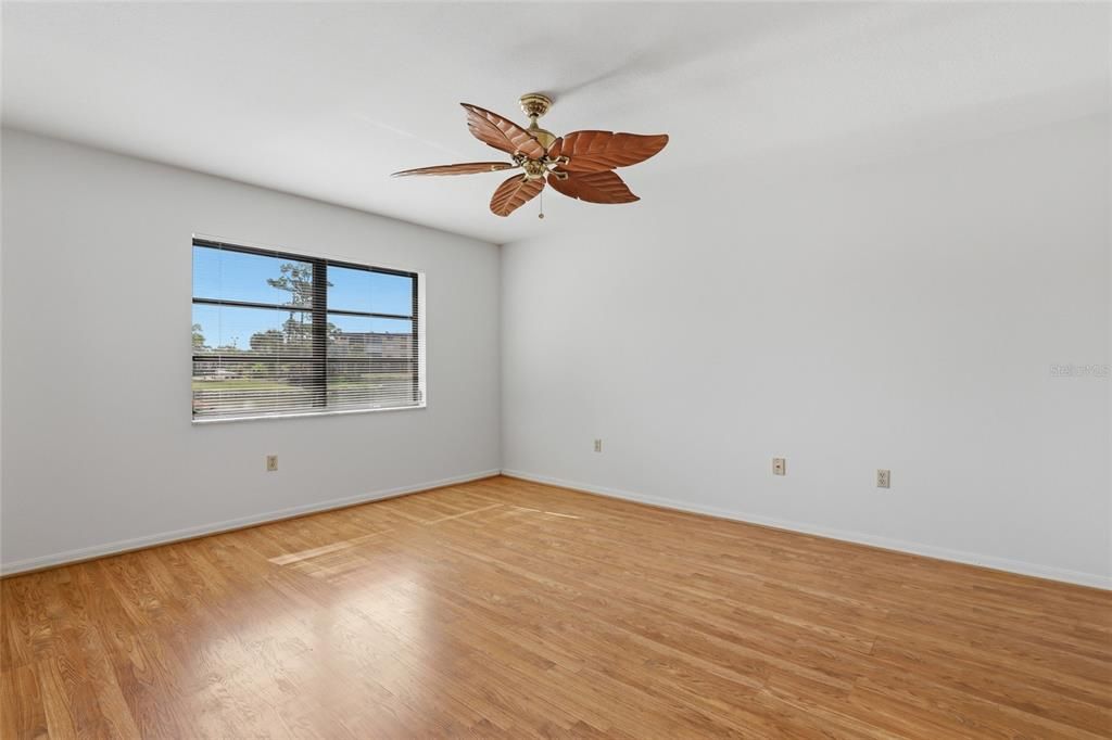 En Venta: $159,000 (2 camas, 2 baños, 1405 Pies cuadrados)