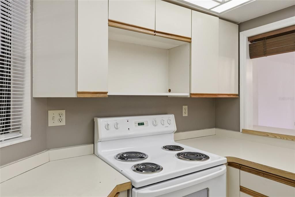 En Venta: $159,000 (2 camas, 2 baños, 1405 Pies cuadrados)