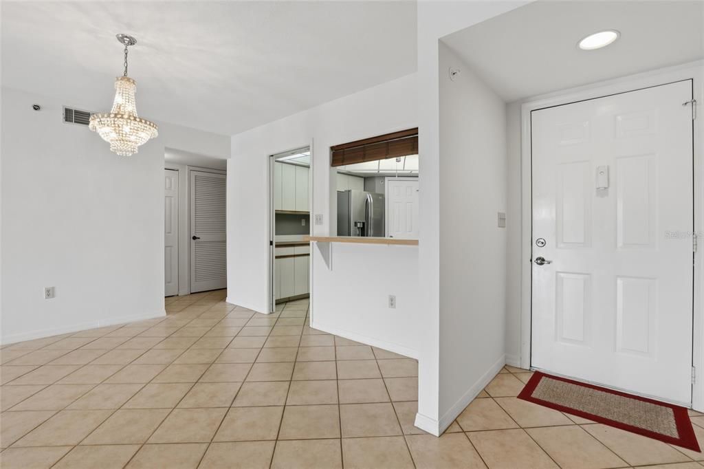 En Venta: $159,000 (2 camas, 2 baños, 1405 Pies cuadrados)